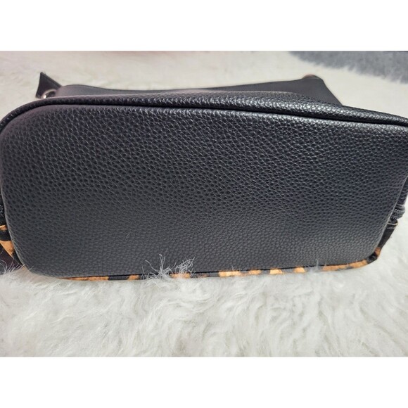 Stunning Rhinestone Embellished Leopard Black Handbag Hobo Purse 11x8x4 - Picture 7 of 8